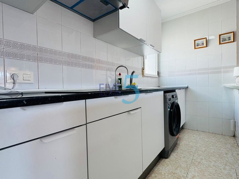 Apartment for Sale in Alicante, Valencia 5
