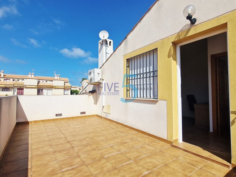 Penthouse for Sale in Alicante, Valencia 23