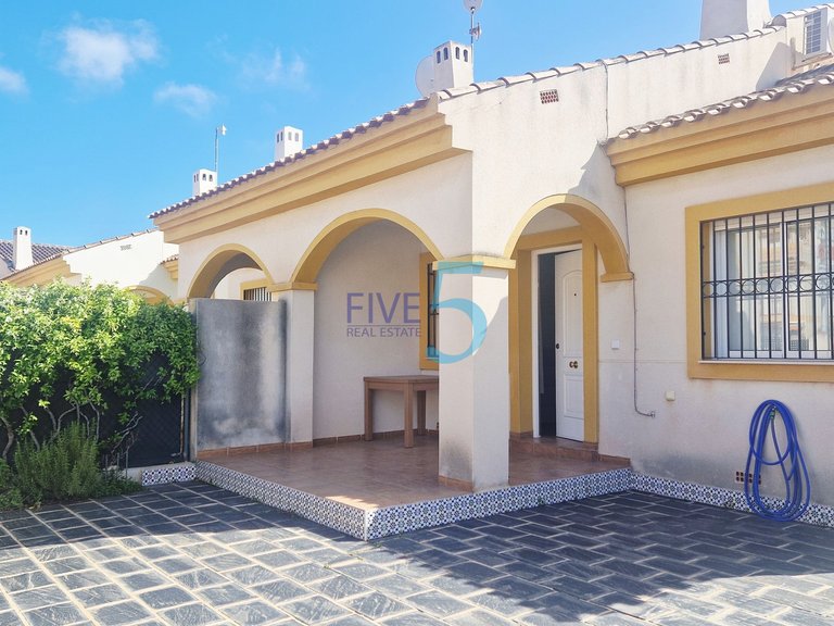 Penthouse for Sale in Alicante, Valencia 2