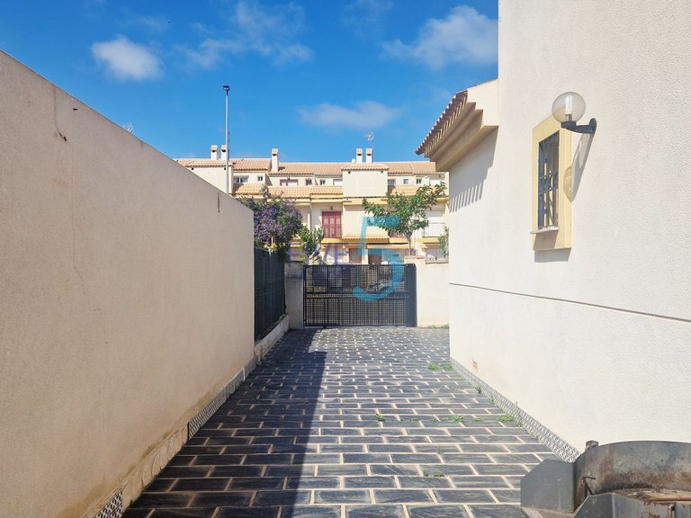 Penthouse for Sale in Alicante, Valencia 24