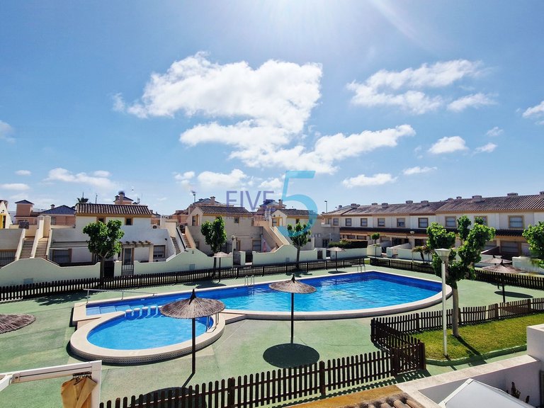Penthouse for Sale in Alicante, Valencia 1