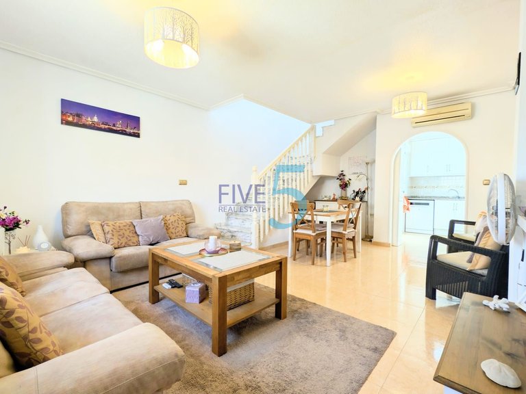 Villa for Sale in Alicante, Valencia 7