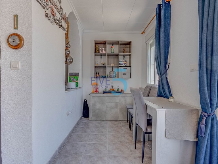 Villa for Sale in Alicante, Valencia 7