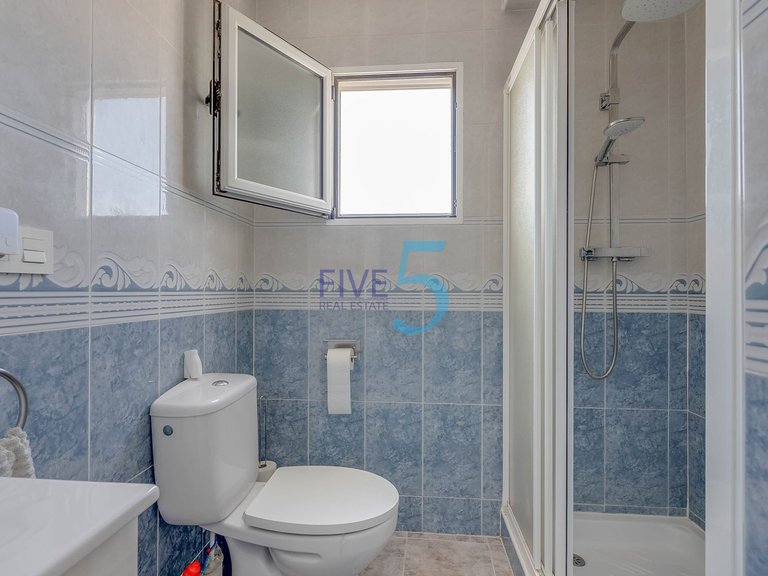 Villa for Sale in Alicante, Valencia 21