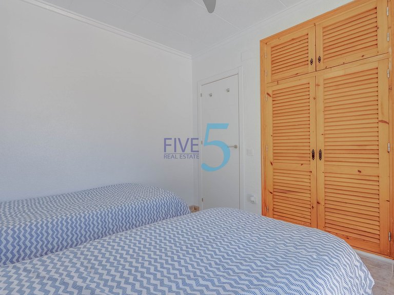 Villa for Sale in Alicante, Valencia 13