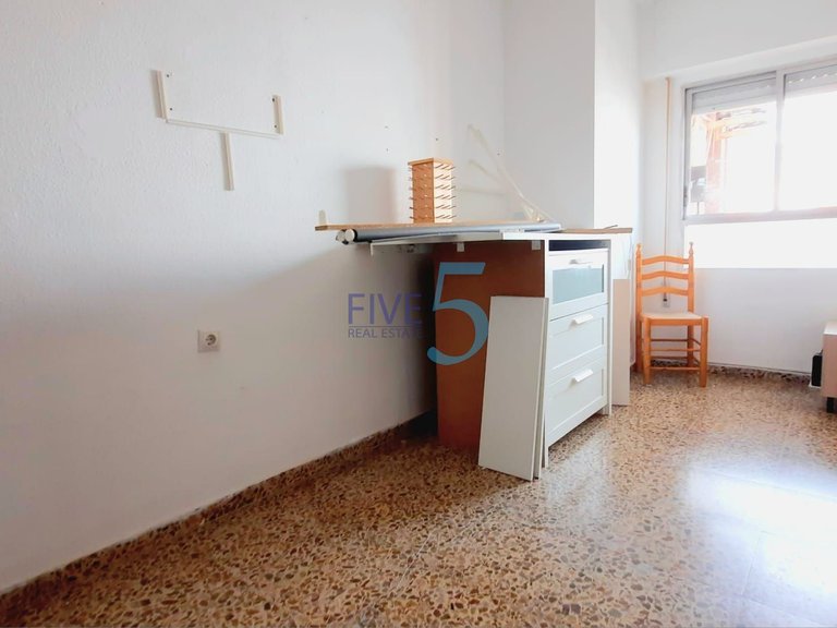 Apartment for Sale in Alicante, Valencia 25
