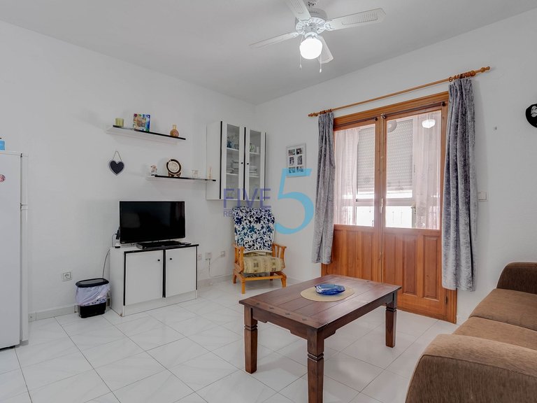 Apartment for Sale in Alicante, Valencia 3