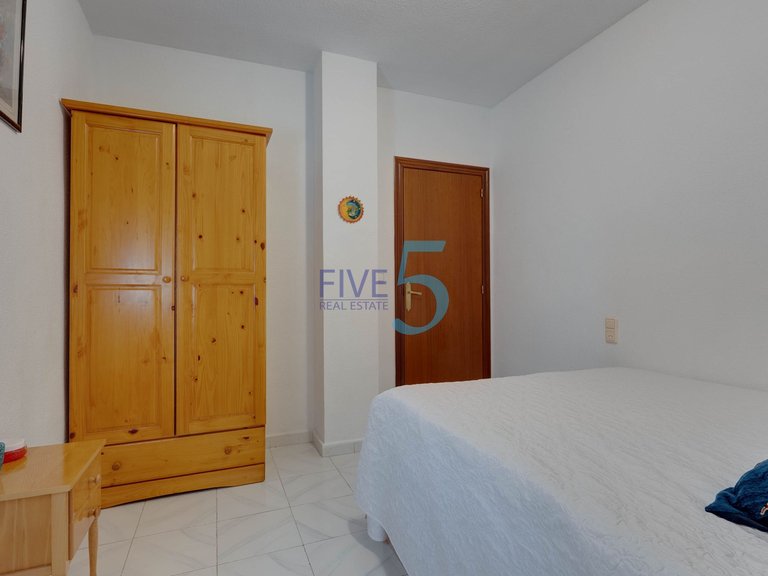 Apartment for Sale in Alicante, Valencia 9