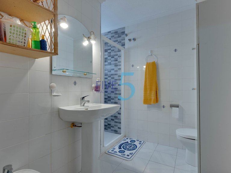 Apartment for Sale in Alicante, Valencia 11