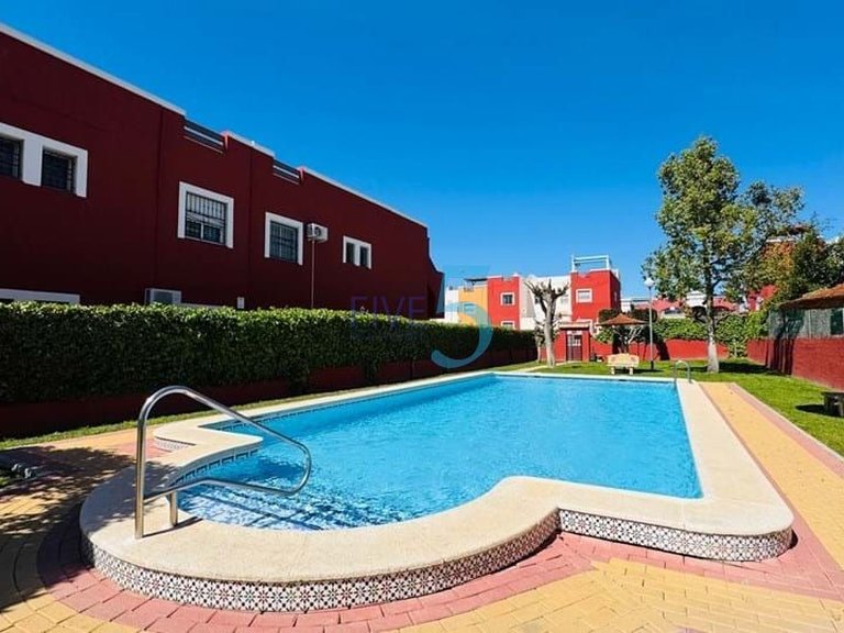 Apartment for Sale in Alicante, Valencia 2