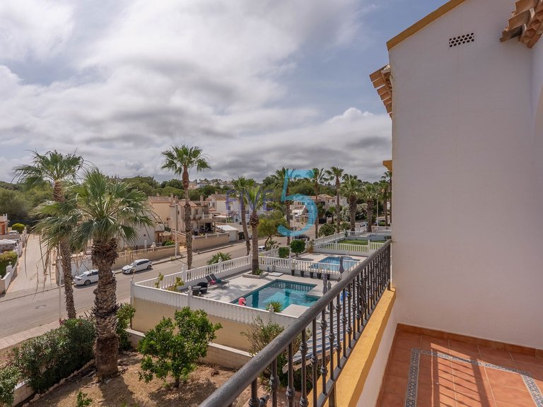 Villa for Sale in Alicante, Valencia 20