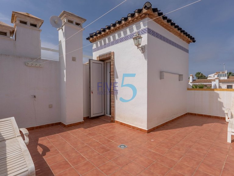 Villa for Sale in Alicante, Valencia 22