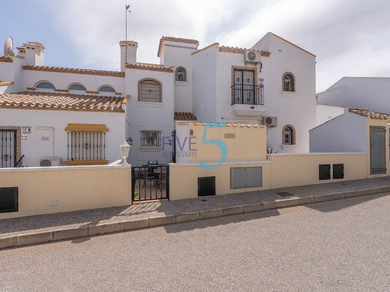 Villa for Sale in Alicante, Valencia 27