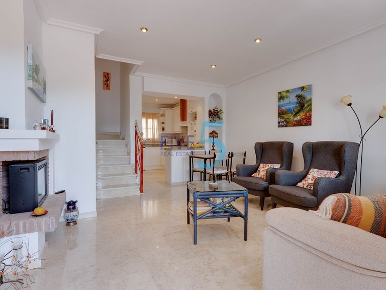 Villa for Sale in Alicante, Valencia 2