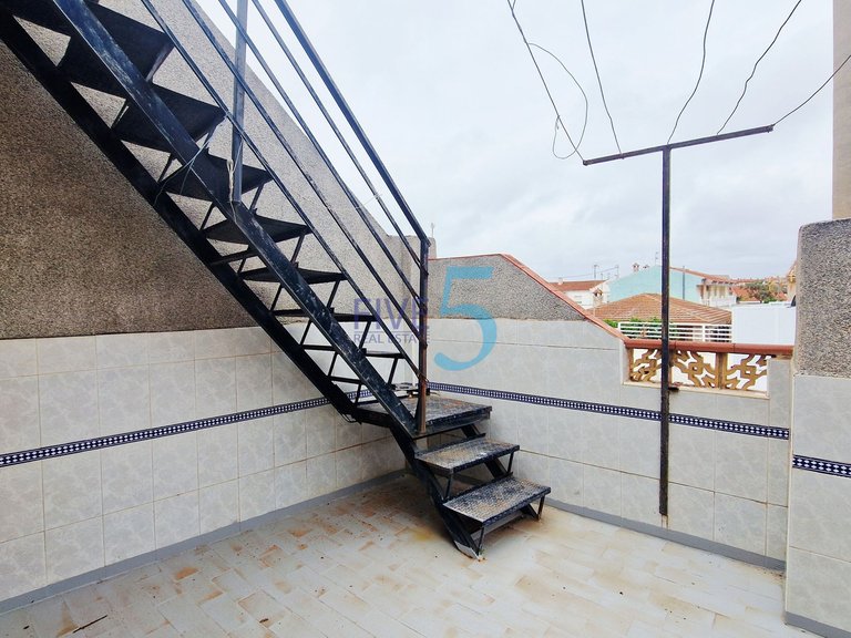 Villa for Sale in Alicante, Valencia 26