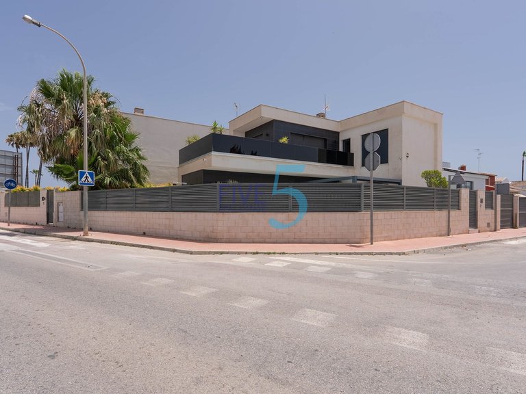 Villa for Sale in Murcia, Murcia 31