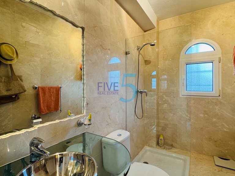 Apartment for Sale in Alicante, Valencia 15