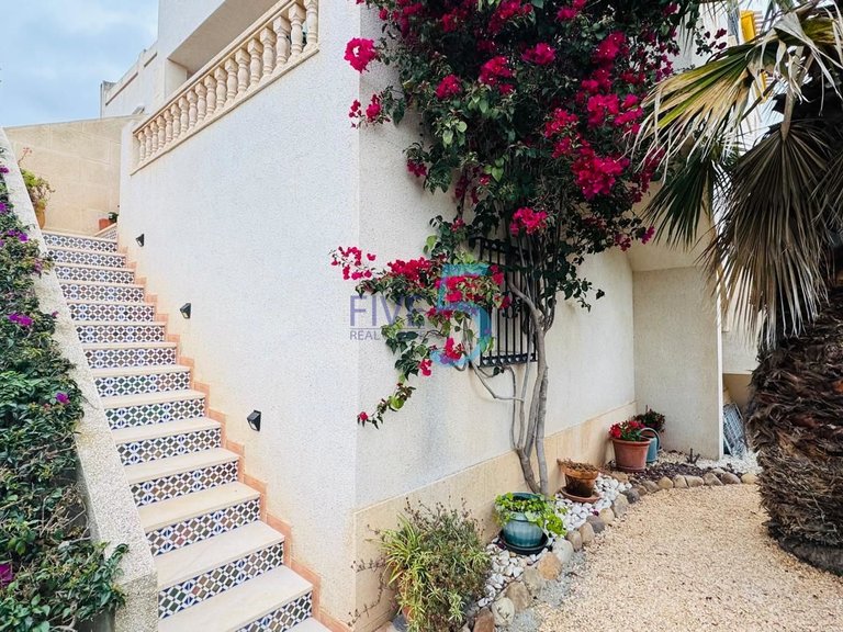 Apartment for Sale in Alicante, Valencia 25