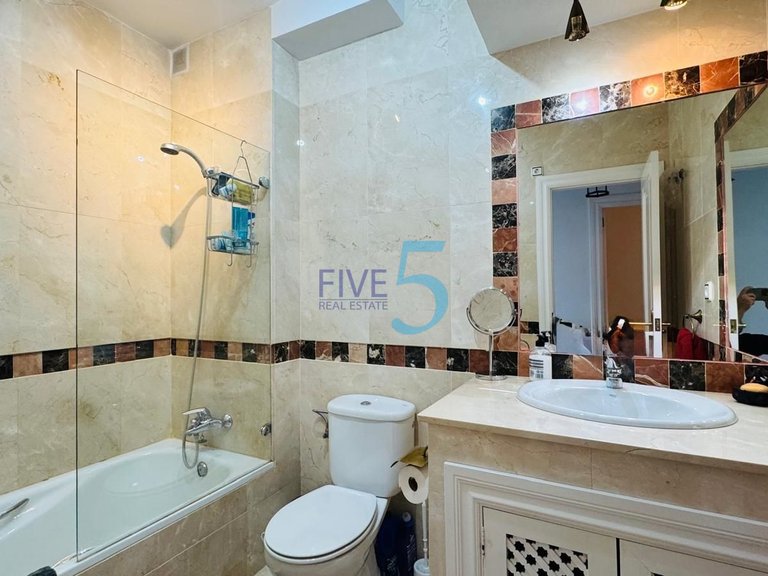 Apartment for Sale in Alicante, Valencia 12