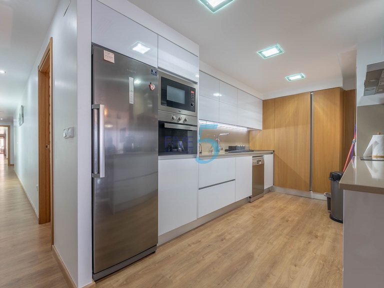 Apartment for Sale in Alicante, Valencia 4