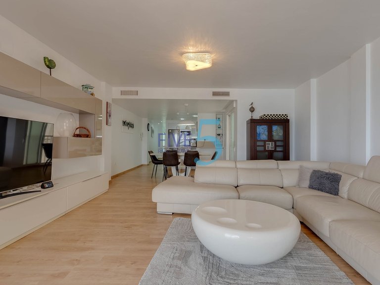 Apartment for Sale in Alicante, Valencia 3
