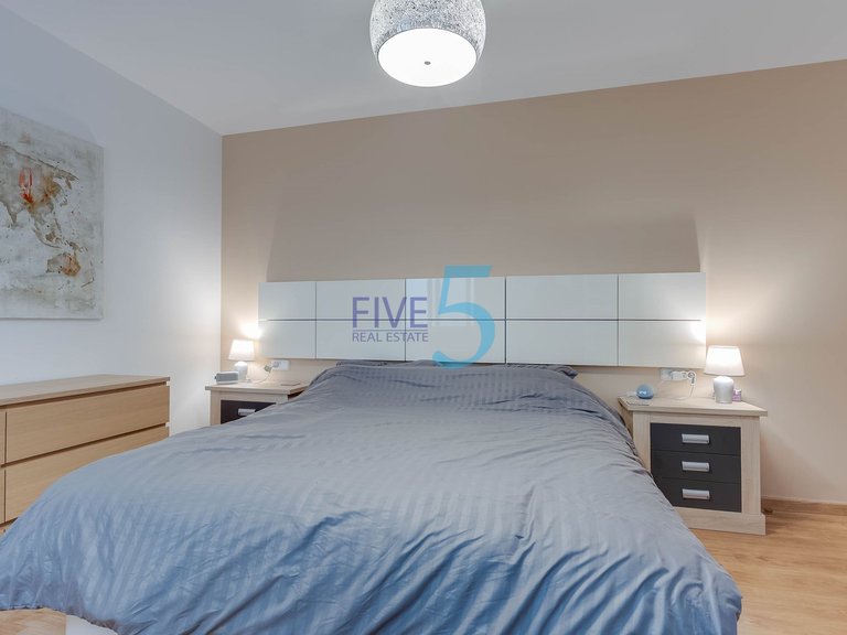 Apartment for Sale in Alicante, Valencia 12