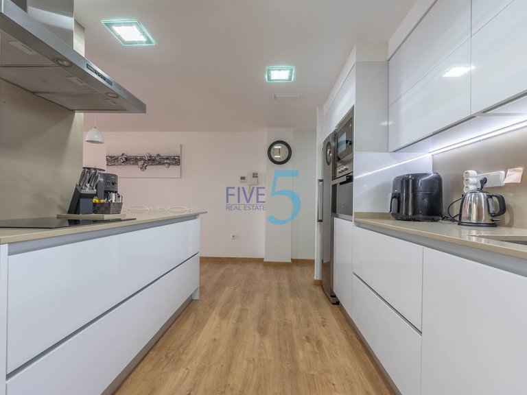 Apartment for Sale in Alicante, Valencia 6