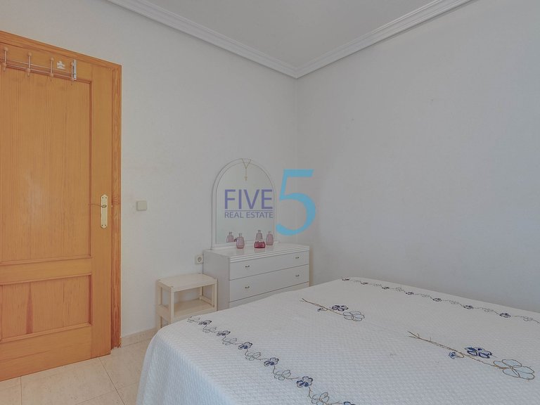 Apartment for Sale in Alicante, Valencia 9