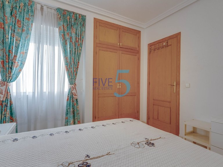 Apartment for Sale in Alicante, Valencia 10