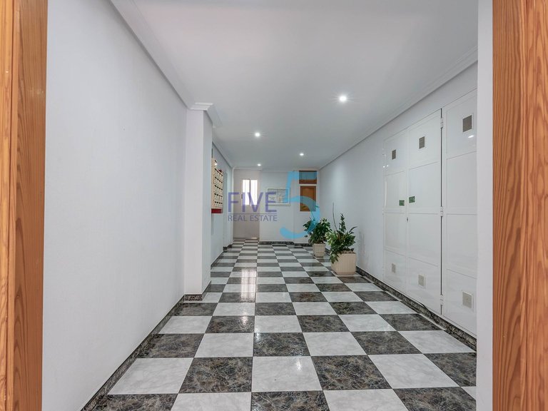 Apartment for Sale in Alicante, Valencia 13