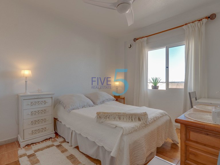 Apartment for Sale in Alicante, Valencia 7