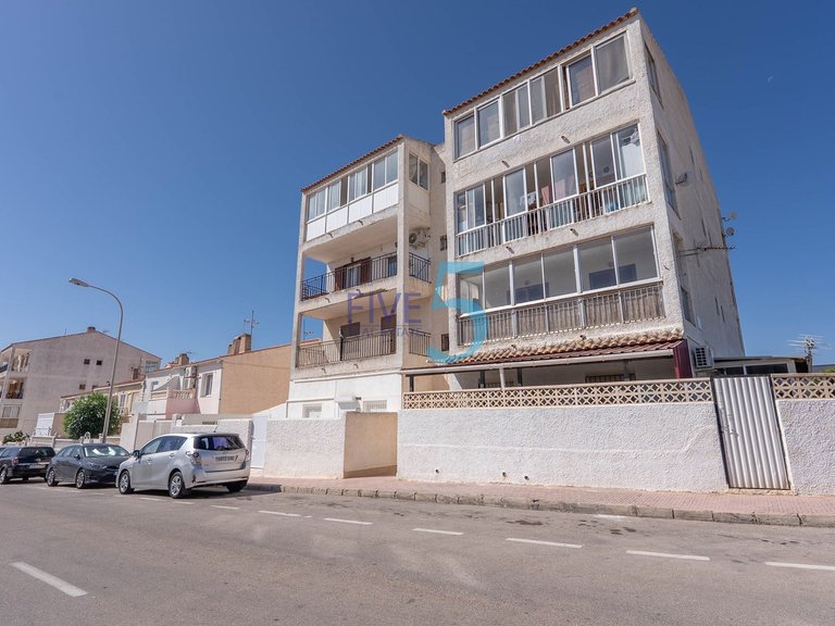 Apartment for Sale in Alicante, Valencia 2