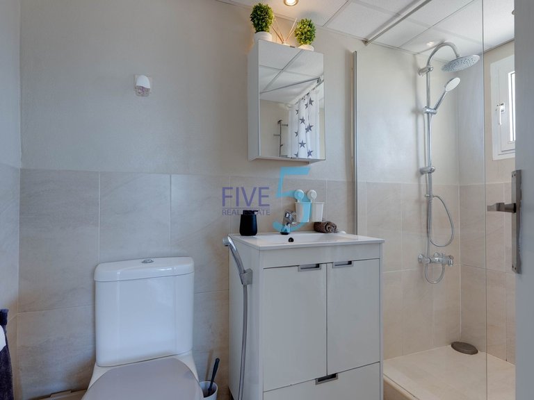 Apartment for Sale in Alicante, Valencia 10