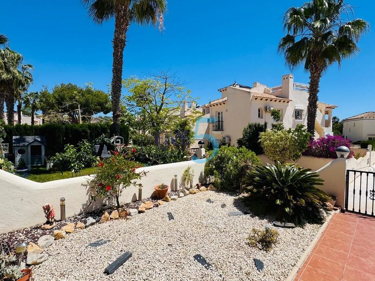 Villa for Sale in Alicante, Valencia 26