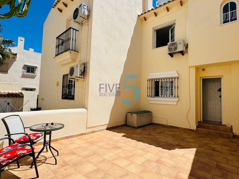 Villa for Sale in Alicante, Valencia 22