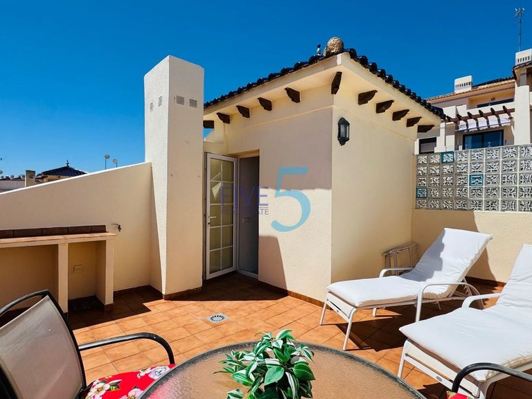 Villa for Sale in Alicante, Valencia 19