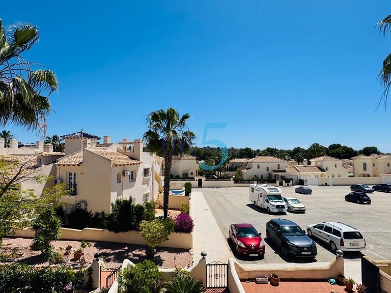 Villa for Sale in Alicante, Valencia 13