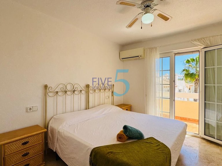 Villa for Sale in Alicante, Valencia 9