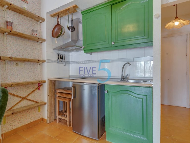 Apartment for Sale in Alicante, Valencia 6