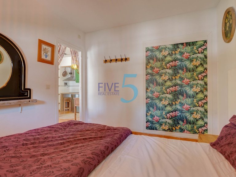 Apartment for Sale in Alicante, Valencia 8