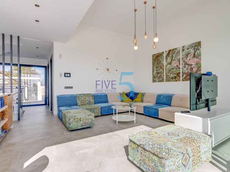 Villa for Sale in Alicante, Valencia 12