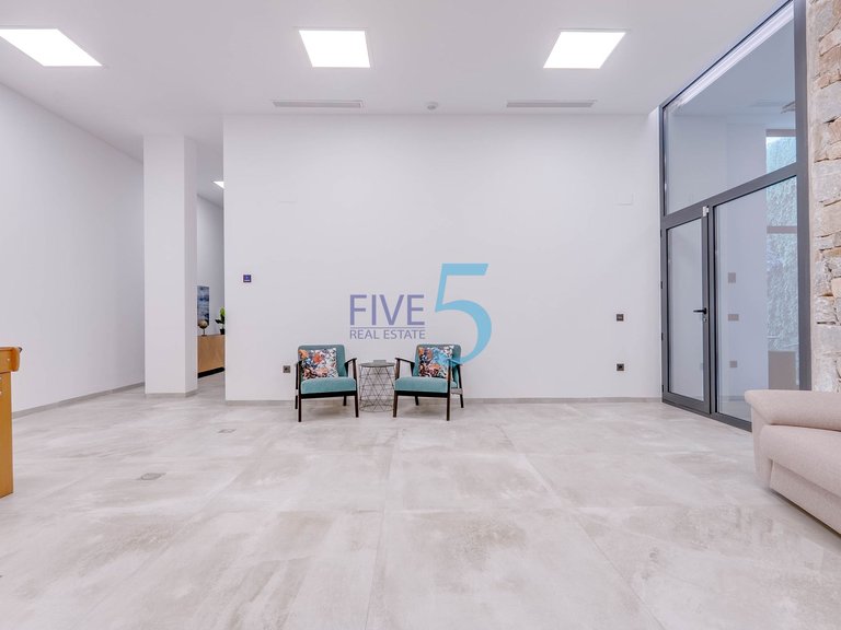 Villa for Sale in Alicante, Valencia 24