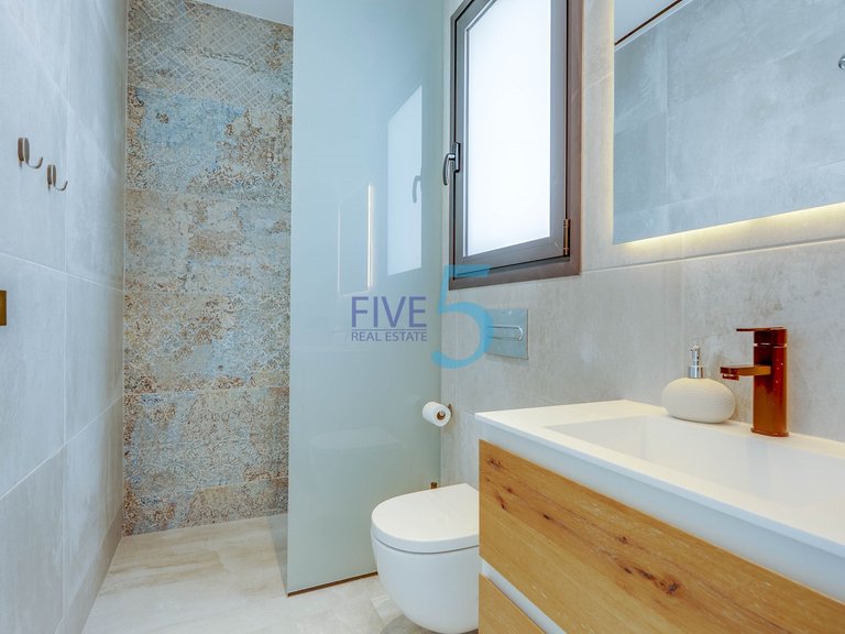 Villa for Sale in Alicante, Valencia 17
