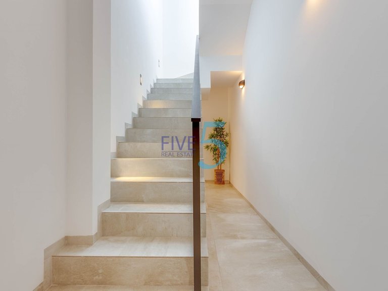 Villa for Sale in Alicante, Valencia 21