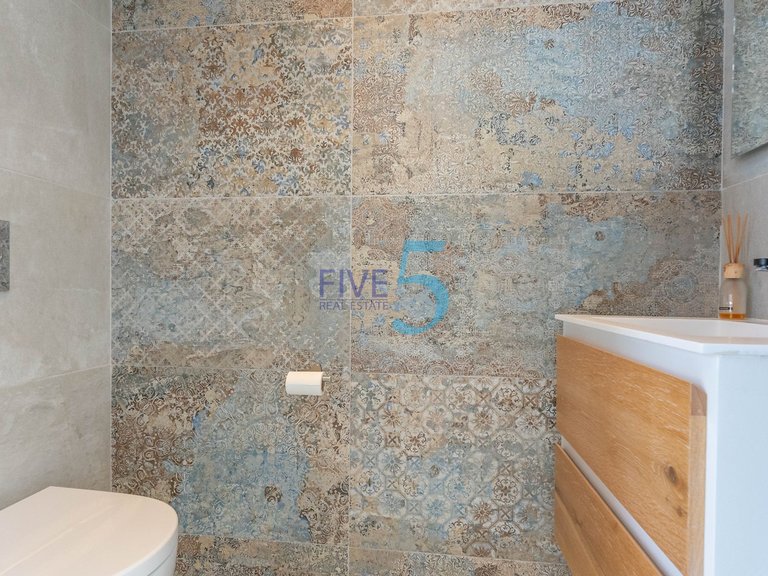 Villa for Sale in Alicante, Valencia 13