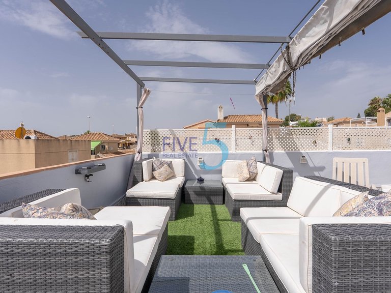 Villa for Sale in Alicante, Valencia 23