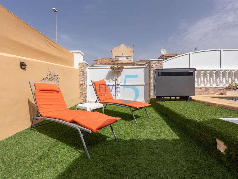 Villa for Sale in Alicante, Valencia 29