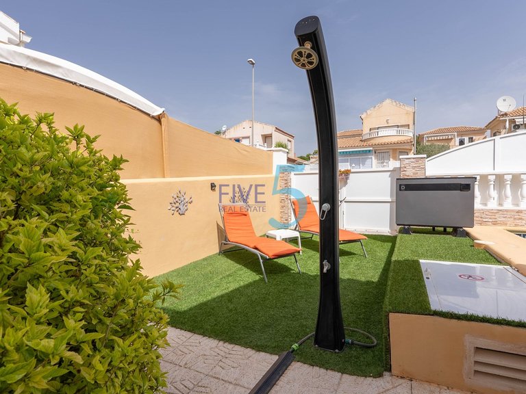 Villa for Sale in Alicante, Valencia 27