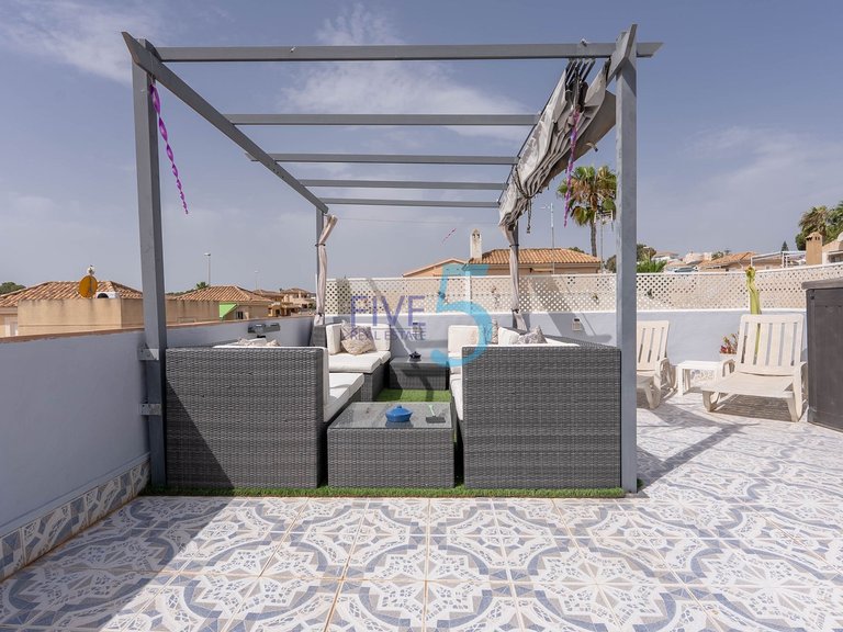 Villa for Sale in Alicante, Valencia 22