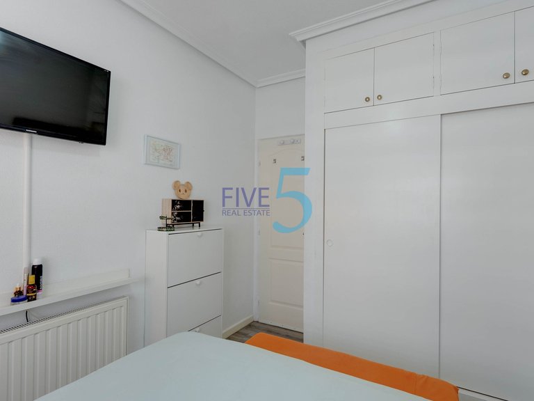 Villa for Sale in Alicante, Valencia 13